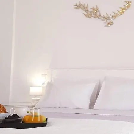 Sonia's Luxury With Jacuzzi Apartman