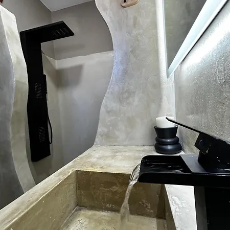 Sonia's Luxury With Jacuzzi *
